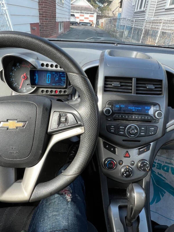 2015 Chevrolet Sonic LT Auto