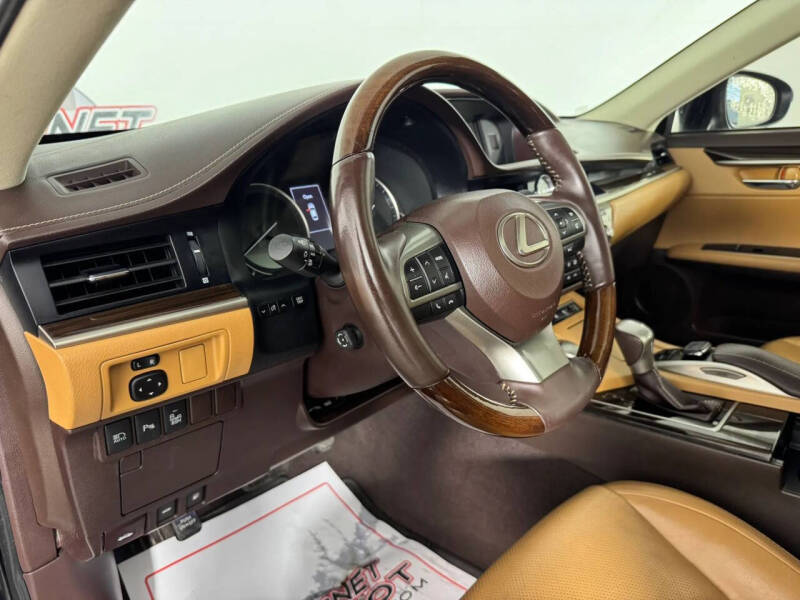 2016 Lexus ES 350