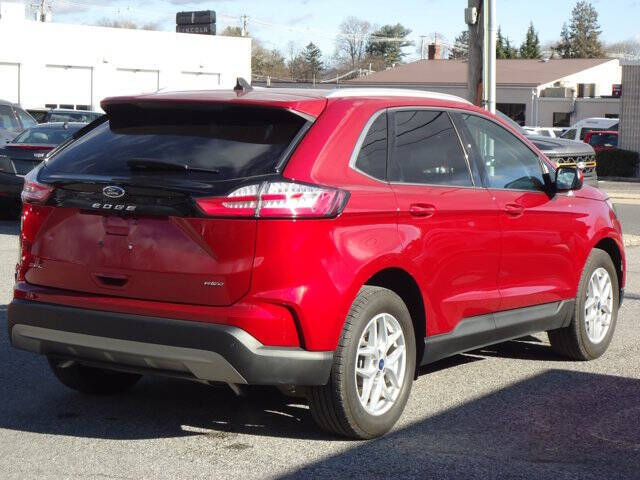 2022 Ford Edge SEL