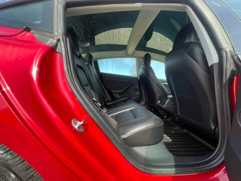 2021 Tesla Model 3 Standard Range Plus