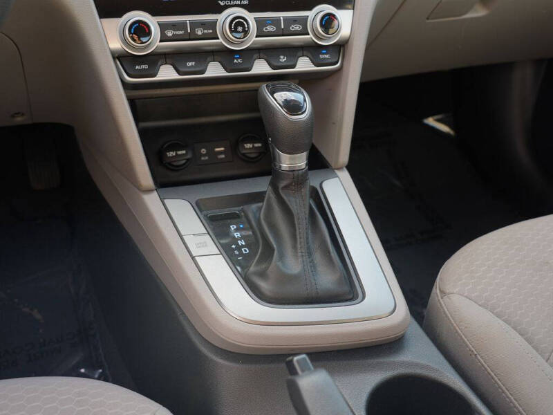 2020 Hyundai Elantra