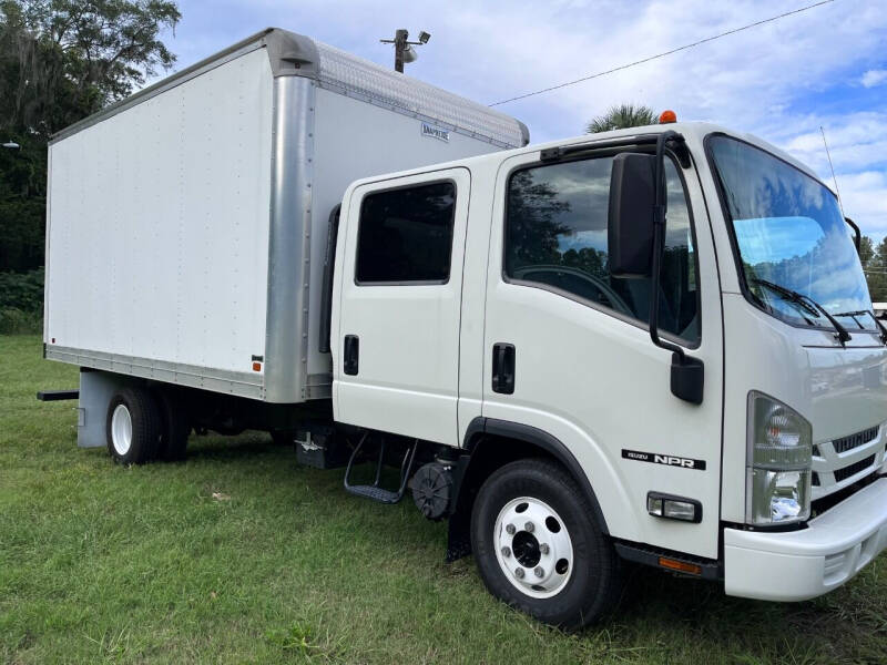 2020 Isuzu NPR-HD