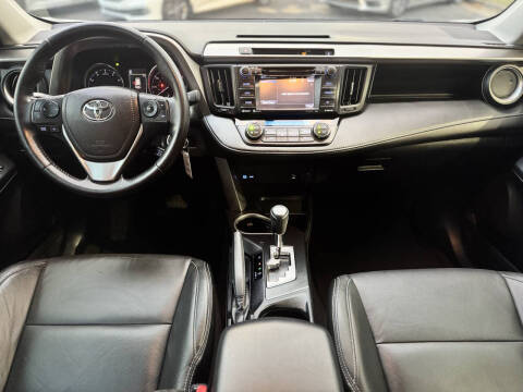 2016 Toyota RAV4 XLE