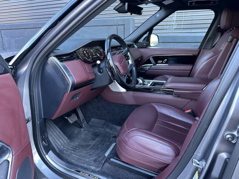 2023 Land Rover Range Rover P530 SE