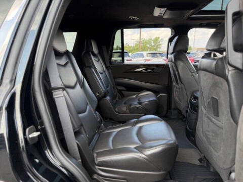 2020 Cadillac Escalade Platinum