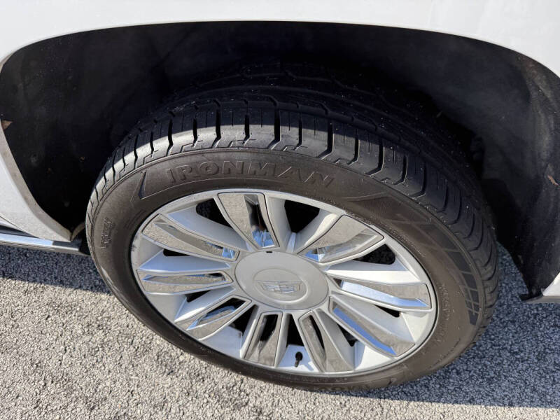 2017 Cadillac Escalade ESV Platinum