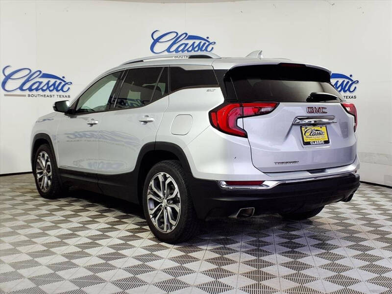 2020 GMC Terrain SLT