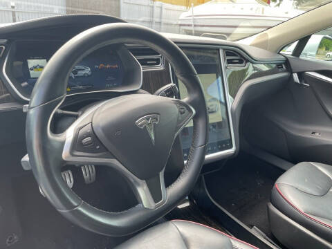 2014 Tesla Model S P85