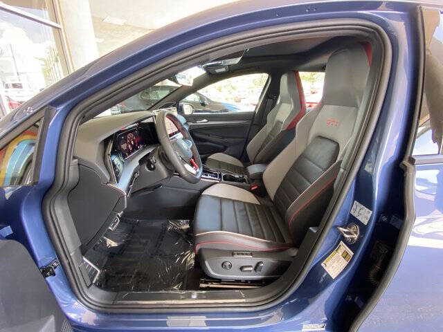 2025 Volkswagen Golf GTI SE