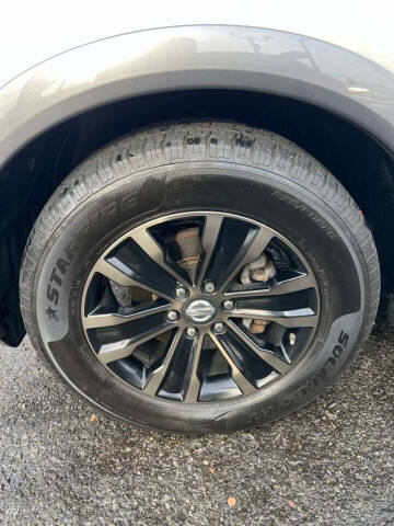 2017 Nissan Armada Platinum