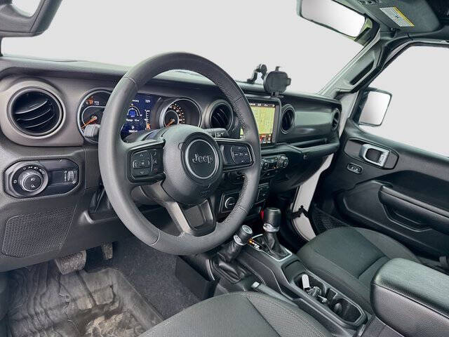 2023 Jeep Gladiator Willys