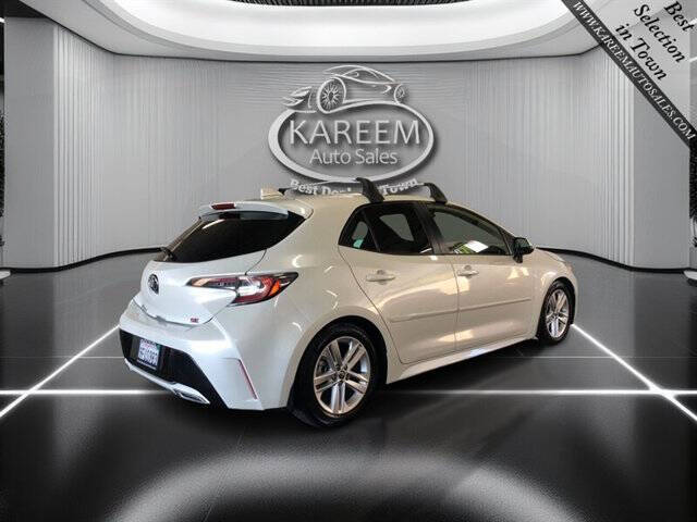 2020 Toyota Corolla Hatchback SE
