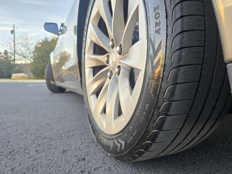 2016 Tesla Model S 70