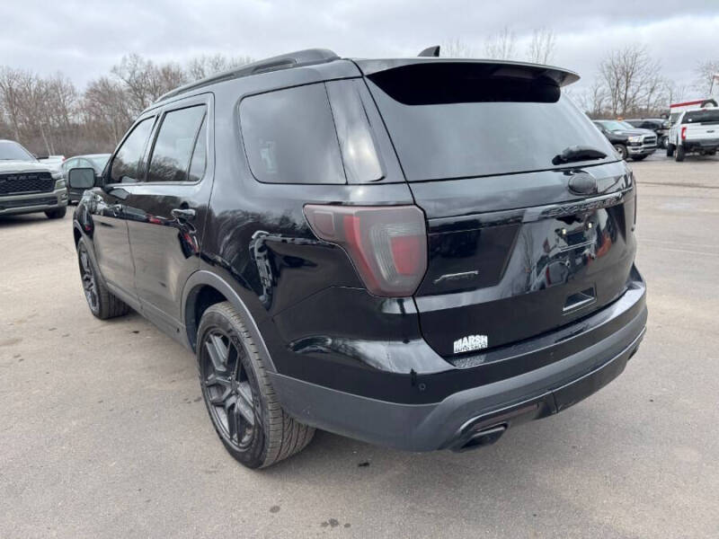 2016 Ford Explorer Sport