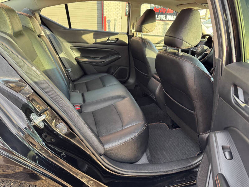 2020 Nissan Altima 2.5 SR