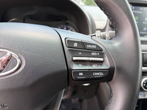 2020 Hyundai Kona SEL Plus
