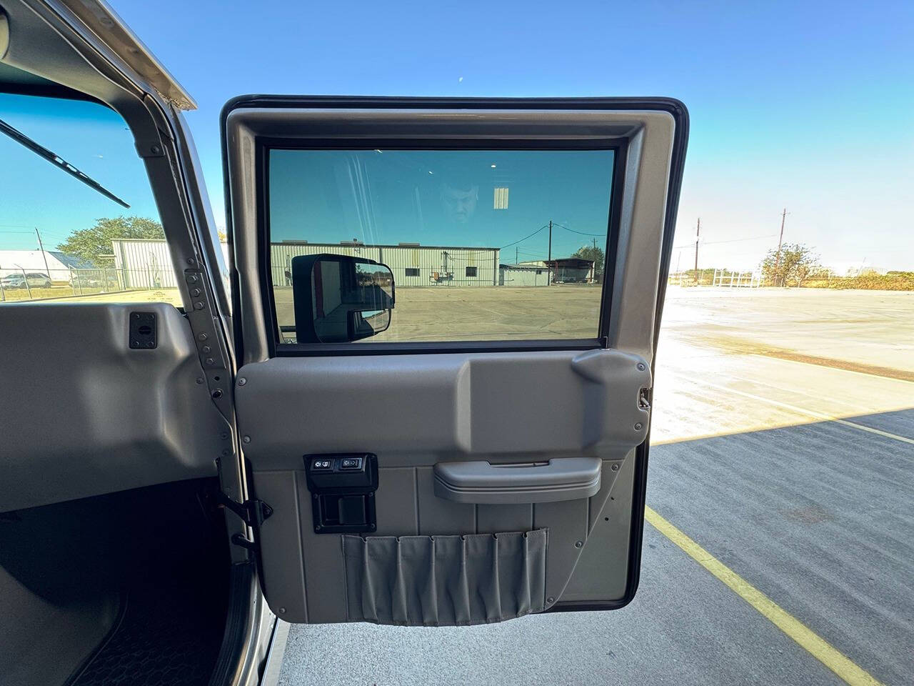 2003 HUMMER H1 for sale at Carnival Car Company in Victoria, TX