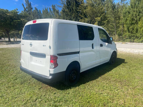 2015 Nissan NV200 S