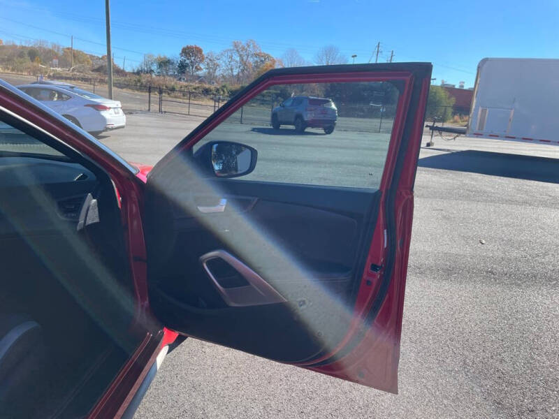 2017 Hyundai Veloster