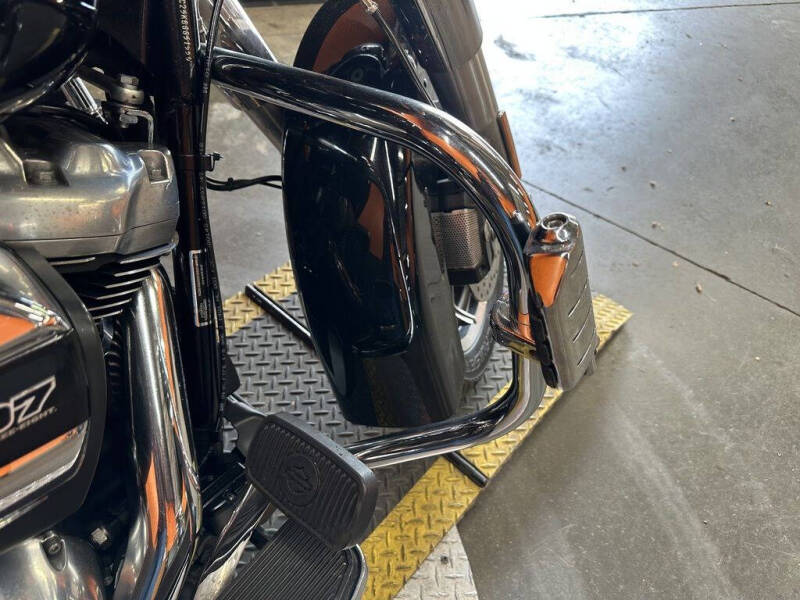 2019 Harley-Davidson® FLHT - Electra Glide® Sta