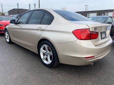 2014 BMW 3 Series 320i