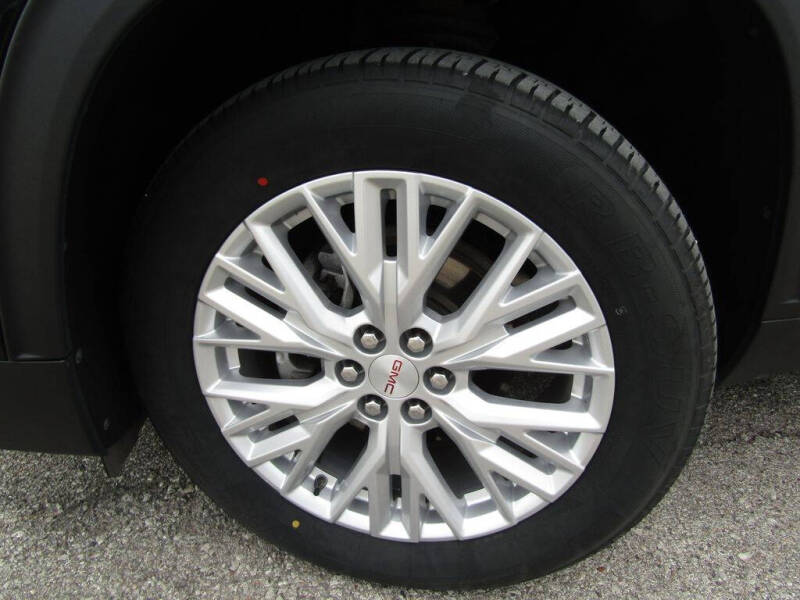 2024 GMC Acadia Elevation