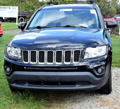 2014 Jeep Compass for sale at PINNACLE ROAD AUTOMOTIVE LLC in Moraine OH