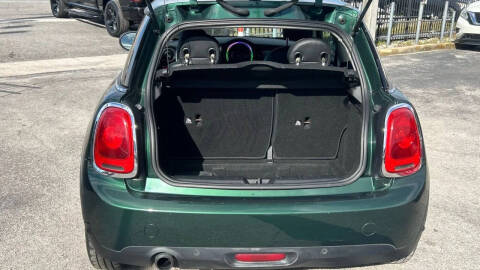 2017 MINI Hardtop 2 Door Cooper