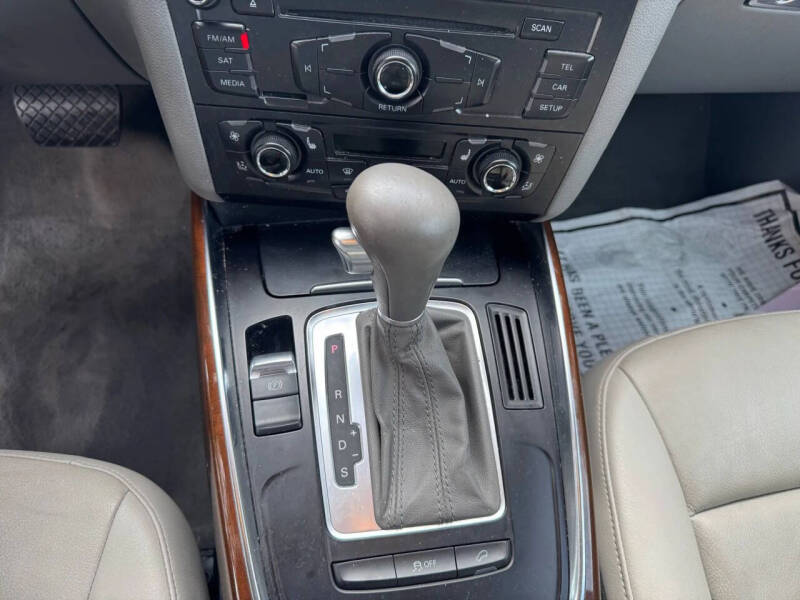 2011 Audi Q5 2.0T quattro Premium Plus