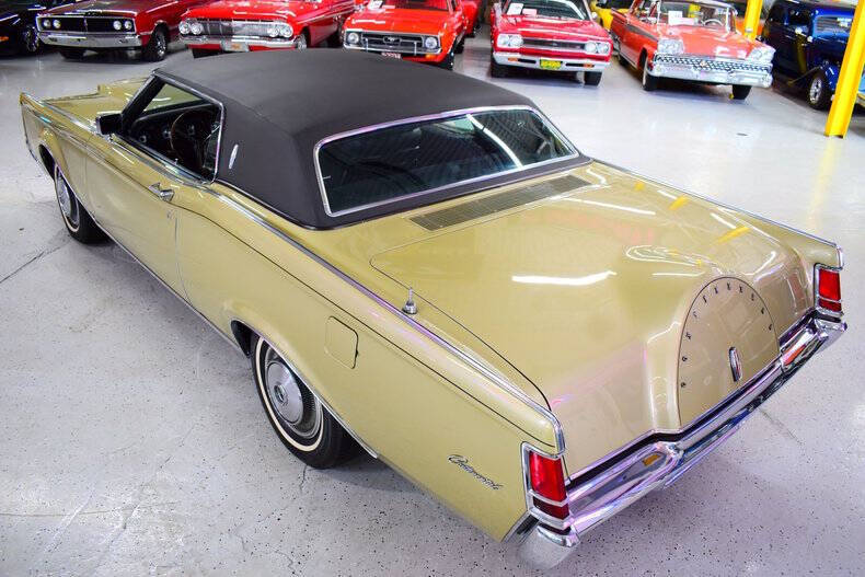 1971 Lincoln Continental