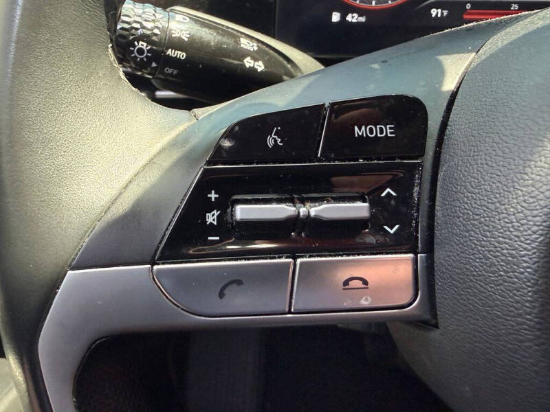 2023 Hyundai Elantra