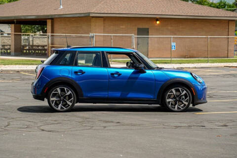 2025 MINI Hardtop 4 Door