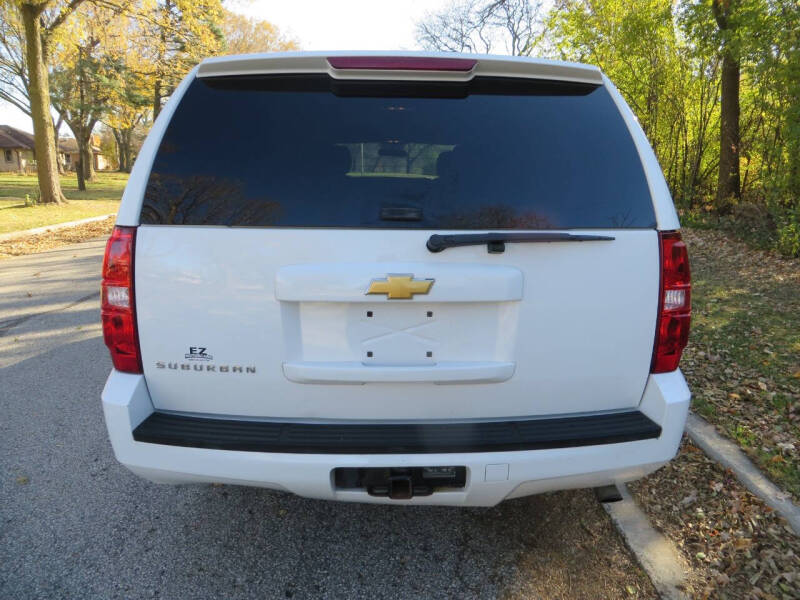2012 Chevrolet Suburban Fleet 2500