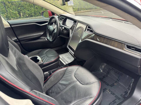2013 Tesla Model S Performance