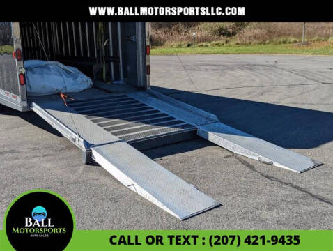 2004 Featherlite Trailer Two Car Hauler