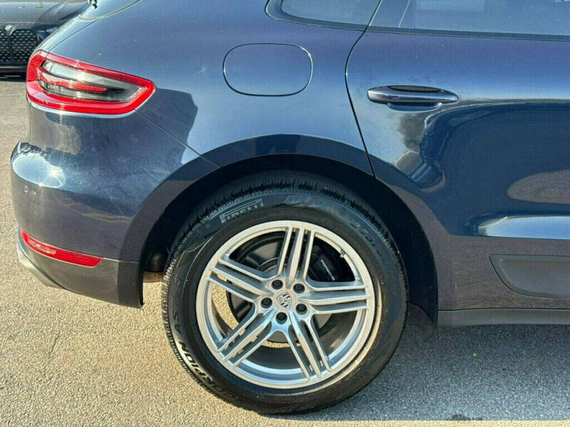 2017 Porsche Macan