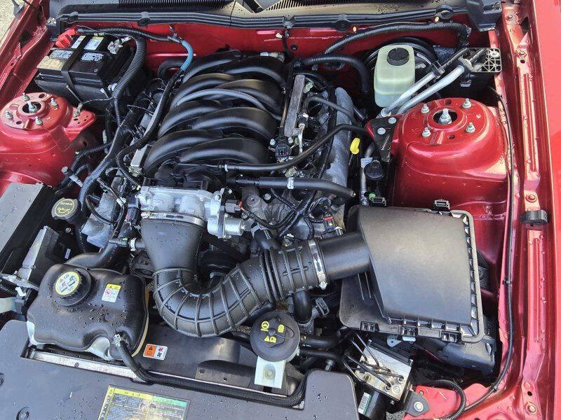 2005 Ford Mustang GT Premium