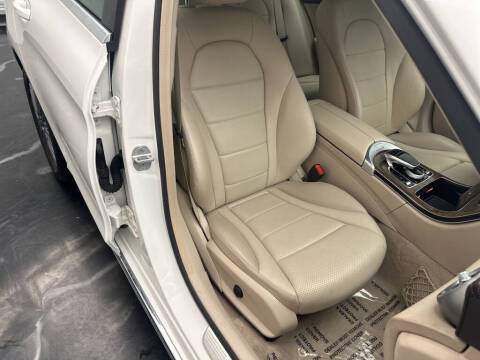 2015 Mercedes-Benz C-Class C 300