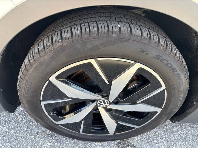2023 Volkswagen ID.4 26