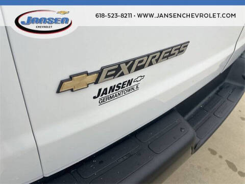 2025 Chevrolet Express 2500