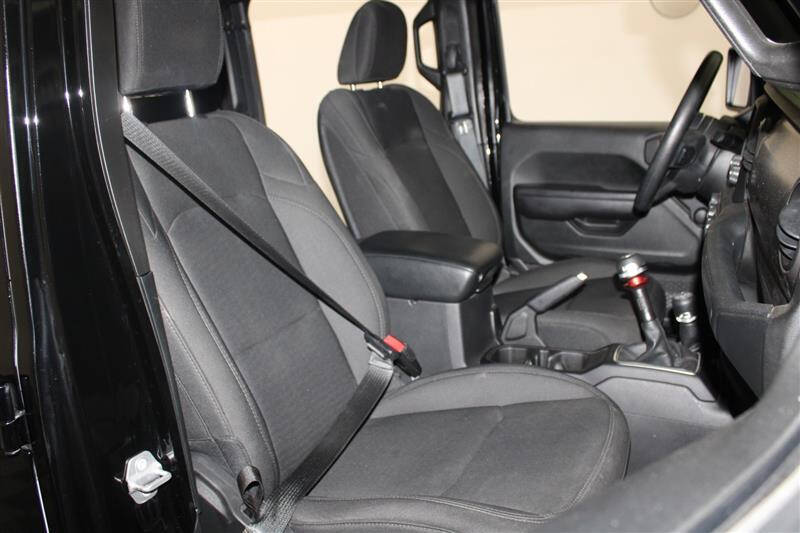 2021 Jeep Gladiator Sport