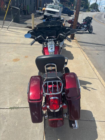 2015 Harley-Davidson Dyna Switchback FLD-103