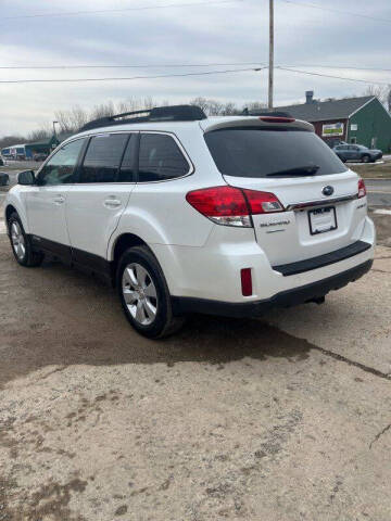 2011 Subaru Outback 2.5i Limited