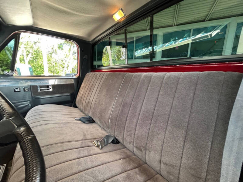 1987 Chevrolet R/V 10 Series