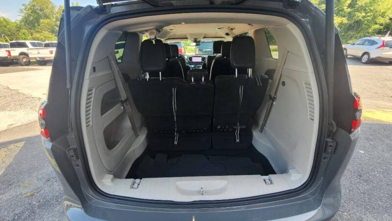 2022 Chrysler Pacifica Touring L
