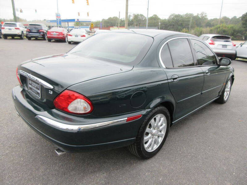 2003 Jaguar X-Type null photo 4