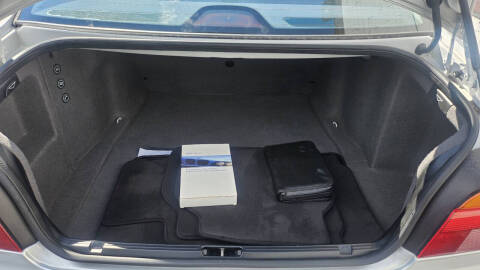 2000 BMW 5 Series 528i