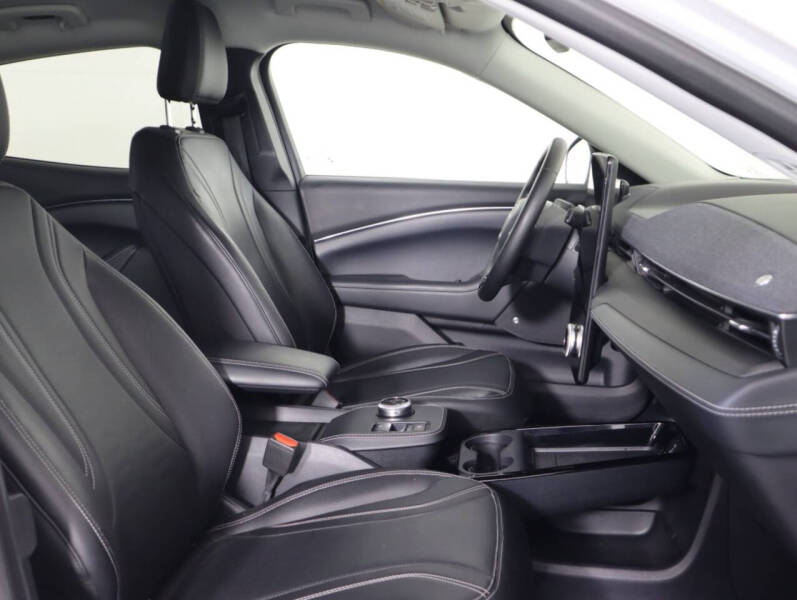 2021 Ford Mustang Mach-E