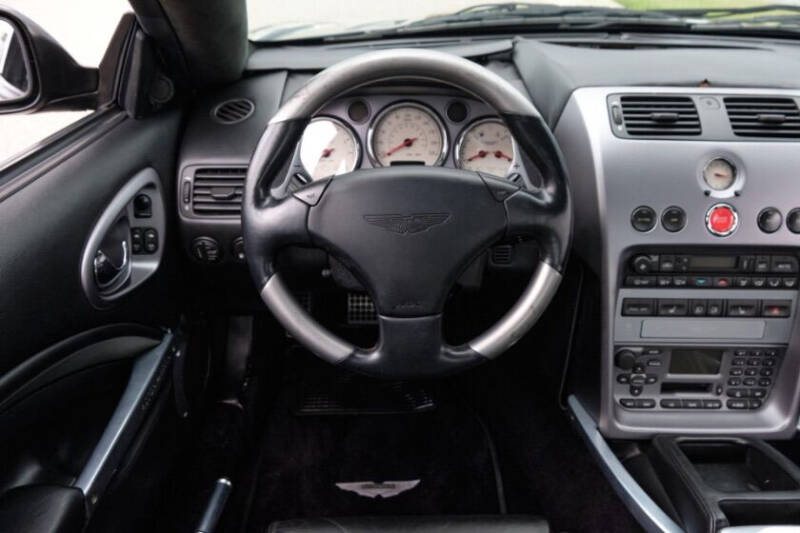 2003 Aston Martin Vanquish