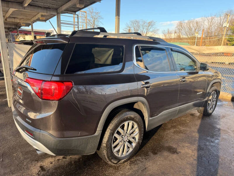 2018 GMC Acadia SLE-2